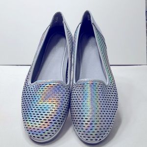 Aerosols Smart Move shoes Silver size 9.5 Leather Upper Slip On Flat EUC